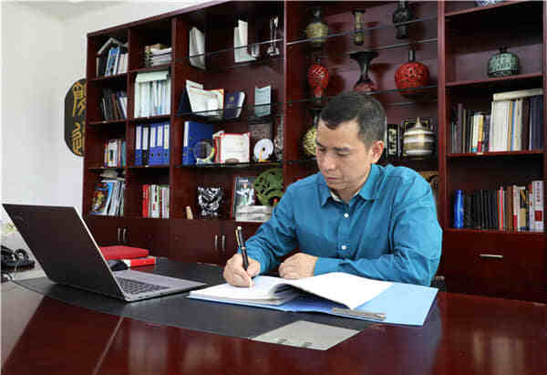 企業(yè)與公益同行，易事達(dá)踐行慈善公益事業(yè)