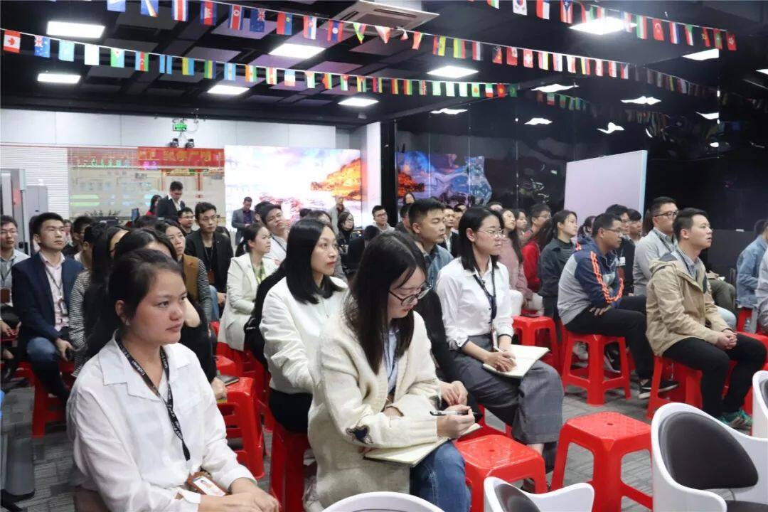 戶內(nèi)固裝，戶內(nèi)租賃