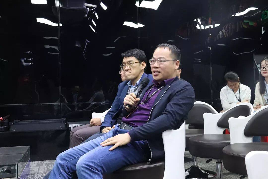 戶內(nèi)固裝，戶內(nèi)租賃