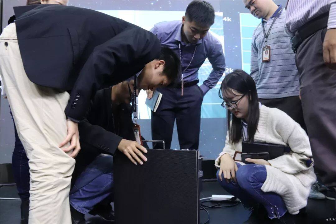 戶內(nèi)固裝，戶內(nèi)租賃